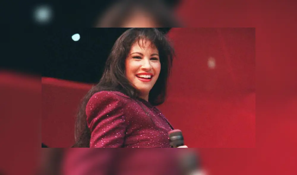 Selena Quintanilla Pérez fue una cantante estadounidense de ascendencia mexicana. Selena Quintanilla Pérez fue una cantante estadounidense de ascendencia mexicana.