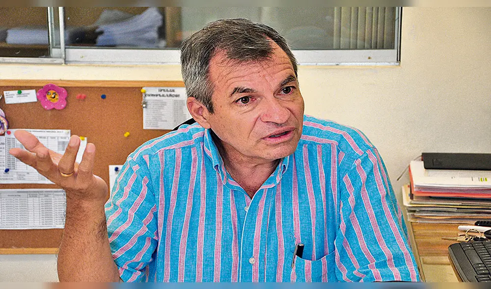 Por corrupción. Es natural que se quite respaldo a partidos y crezca el voto en blanco, afirma Juan Gamarra.