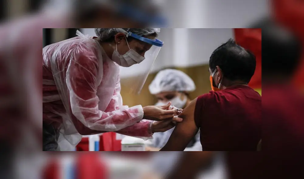 Vacuna contra la influenza. Créditos: Juan Ignacio Roncoroni / EFE