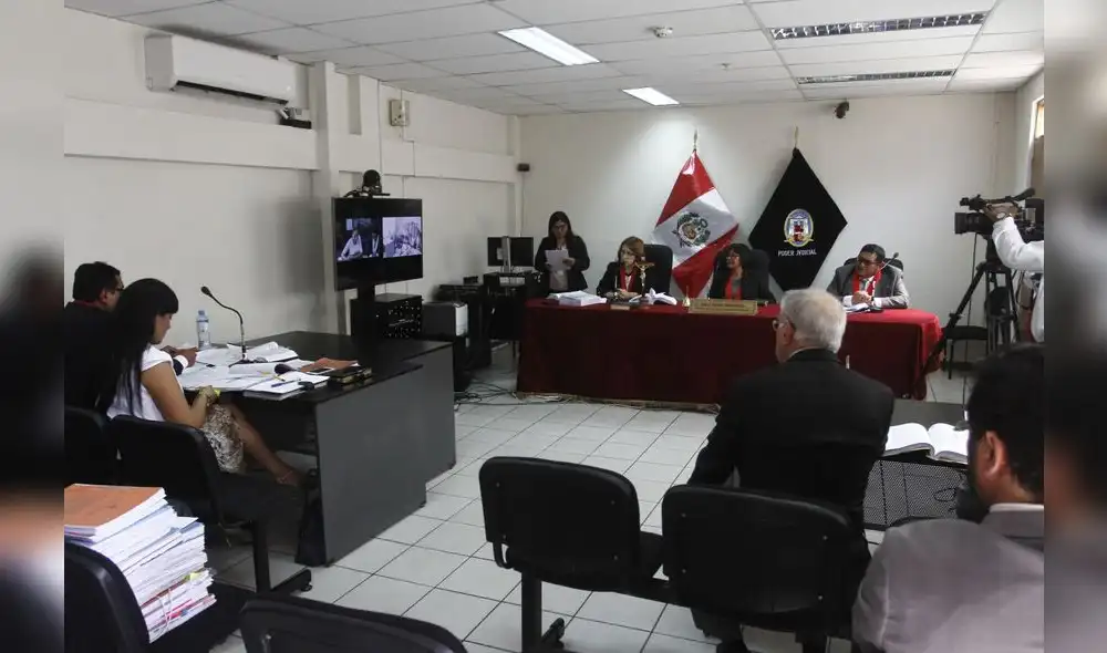 Fiscalía halla documentos que comprometen a Jessica Tejada Fiscalía halla documentos que comprometen a Jessica Tejada