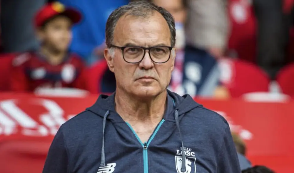 Marcelo Bielsa es entrenador de Leeds United de la segunda división de Inglaterra. Marcelo Bielsa es entrenador de Leeds United de la segunda división de Inglaterra.
