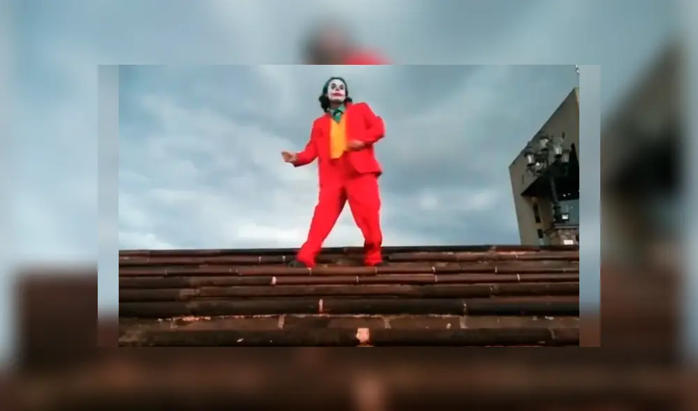 Video es viral en Facebook. Sujeto causó sensación en las redes al recrear una de las mejores escenas del Joker en los exteriores de un centro comercial Video es viral en Facebook. Sujeto causó sensación en las redes al recrear una de las mejores escenas del Joker en los exteriores de un centro comercial