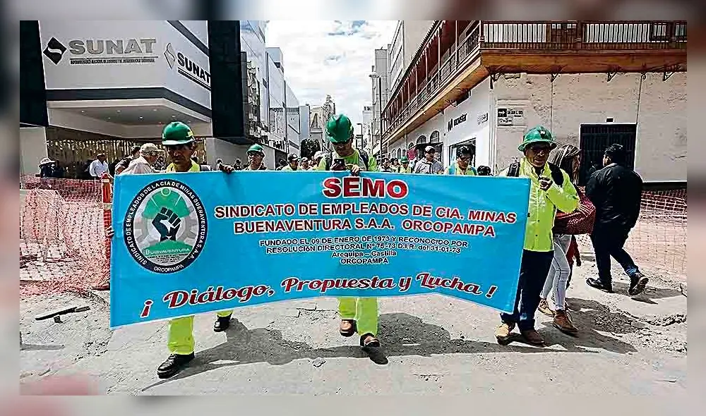 Trabajadores protestaron.