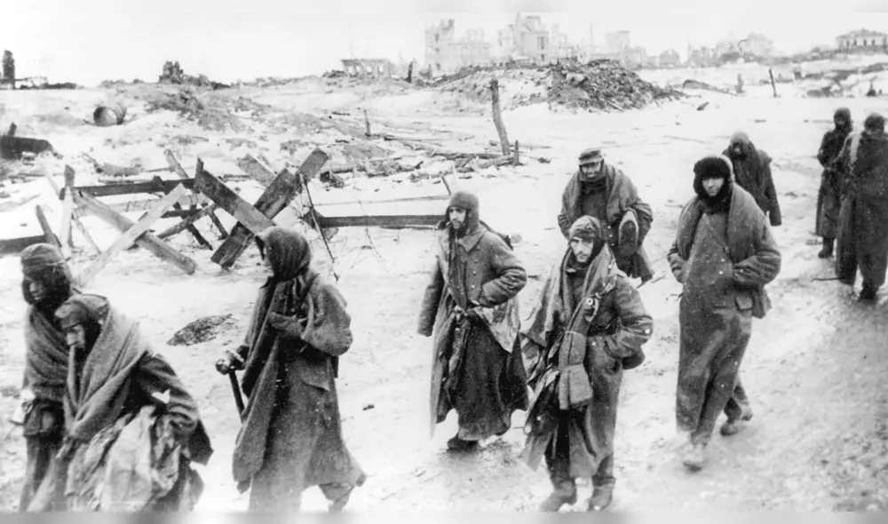 Rusia publica toda la verdad sobre héroes de Stalingrado Rusia publica toda la verdad sobre héroes de Stalingrado