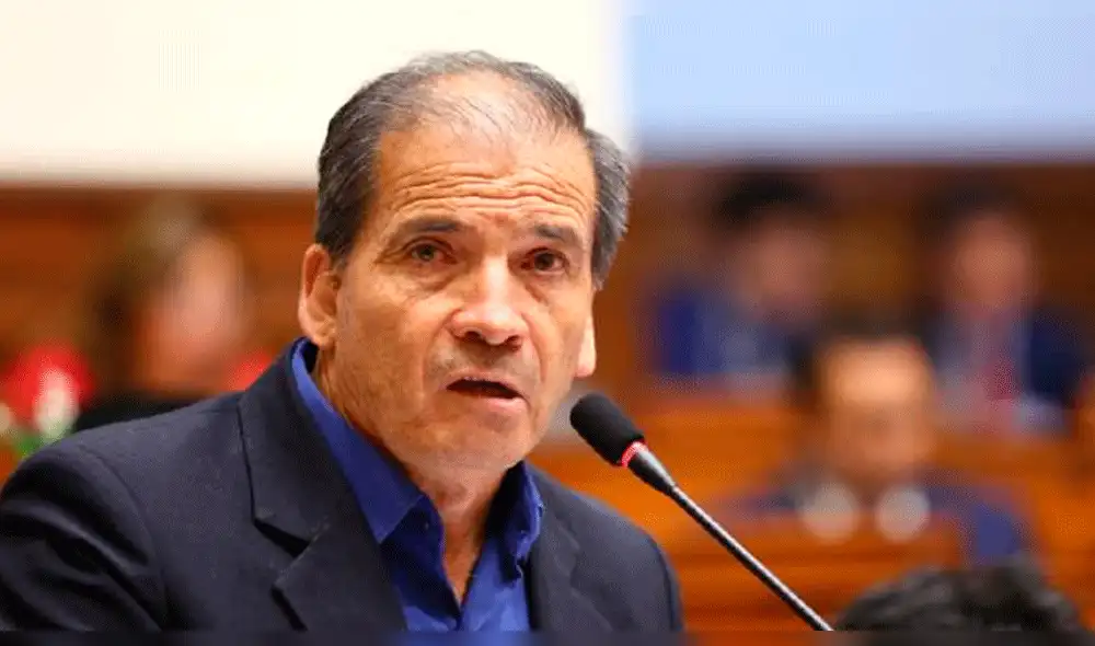 Reglamento obliga a Wilbert Rozas dejar la vicepresidencia de Comisión de Ética Reglamento obliga a Wilbert Rozas dejar la vicepresidencia de Comisión de Ética