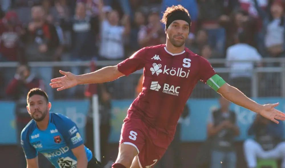 Bolaños anotó el primero para Saprissa en la Primera División de Costa Rica. Foto: Prensa Saprissa