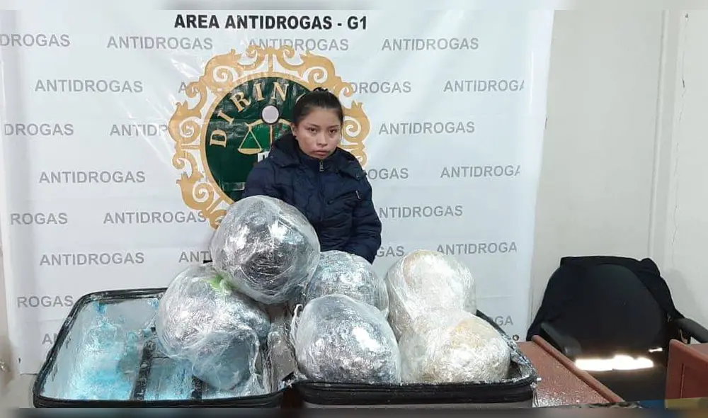 La mujer permanece detenida en el Departamento Antidrogas. La mujer permanece detenida en el Departamento Antidrogas.