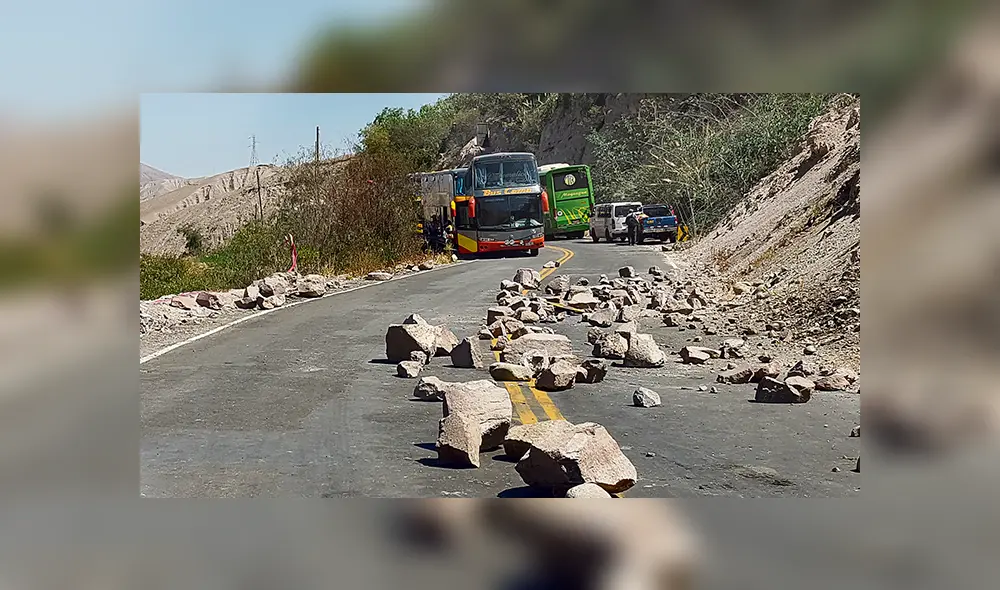 Día 5. Pobladores del valle de Tumilaca mantuvieron bloqueo de Carretera Binacional en rechazo al proyecto minero Quellaveco. Día 5. Pobladores del valle de Tumilaca mantuvieron bloqueo de Carretera Binacional en rechazo al proyecto minero Quellaveco.