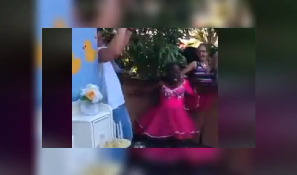 Desliza la imagen para ver qué ocurrió al abrirse la caja. Foto: nayara.padron/TikTok Desliza la imagen para ver qué ocurrió al abrirse la caja. Foto: nayara.padron/TikTok