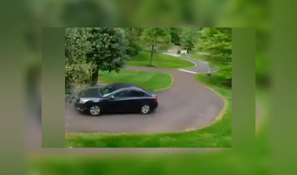 Desliza hacia la izquierda para ver el curioso blooper que se volvió viral en Facebook.