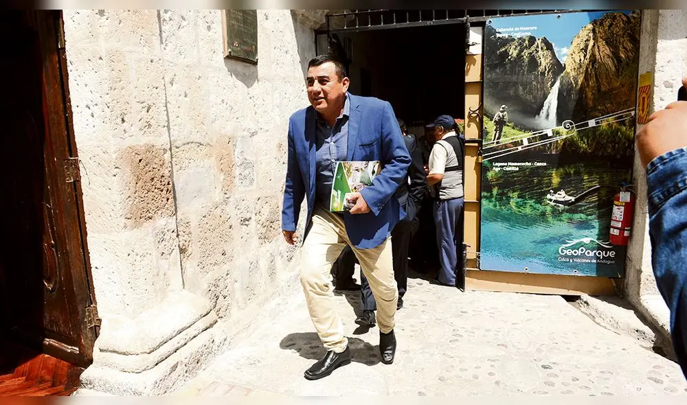 CONCEJO REGIONAL INTERPELACION GERENTE AUTODEMA MARCELO CORDOVA MONROY - EDGAR ALARCON - RONAL BERNAL CONCEJO REGIONAL INTERPELACION GERENTE AUTODEMA MARCELO CORDOVA MONROY - EDGAR ALARCON - RONAL BERNAL