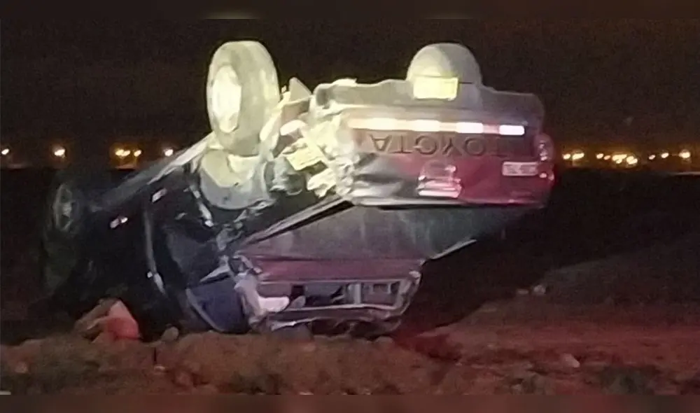 Camioneta 4x4 dio varias vueltas de campana. Chofer murió de forma instantánea.