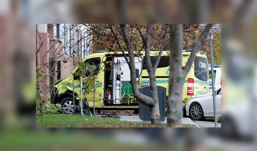 Sujeto arrolló a una mujer con bebés en coche tras robar una ambulancia Sujeto arrolló a una mujer con bebés en coche tras robar una ambulancia