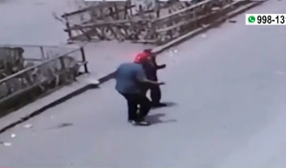 Anciano sufrió varias contusiones producto de la agresión de su vecino. Foto: captura/América TV