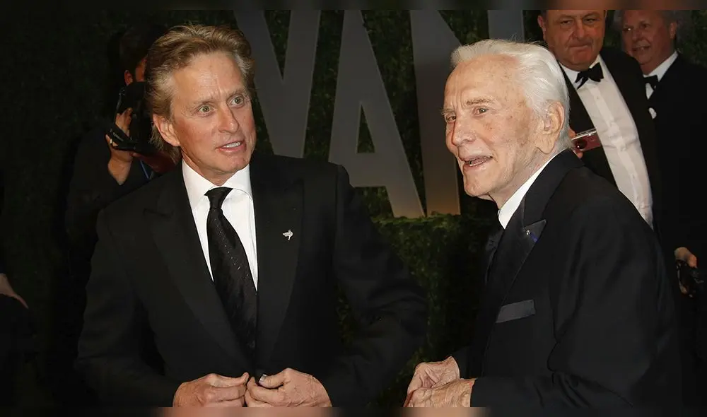 La noticia fue difundida por el hijo mayor del actor, Michael Douglas. (Foto: AFP)