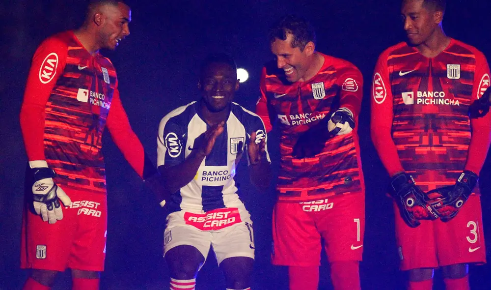 Cristian Zúñiga le puso el ritmo a la 'Noche Blanquiazul' de Alianza Lima. | Foto: Luis Jiménez / La República Cristian Zúñiga le puso el ritmo a la 'Noche Blanquiazul' de Alianza Lima. | Foto: Luis Jiménez / La República