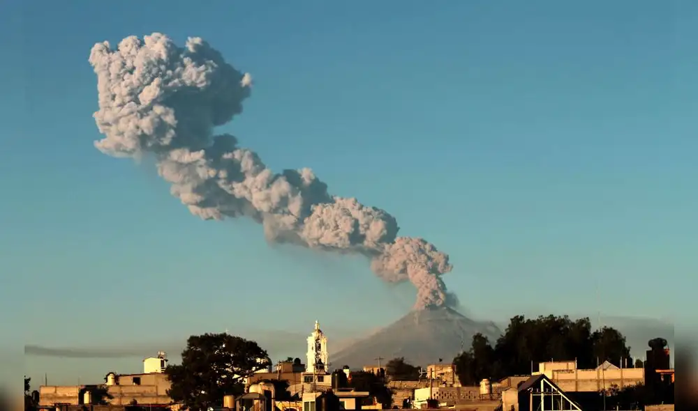 Los pasajeros pasaron 11 horas en el aire, tras las cuales regresaron al mismo punto de partida. Foto: AFP.