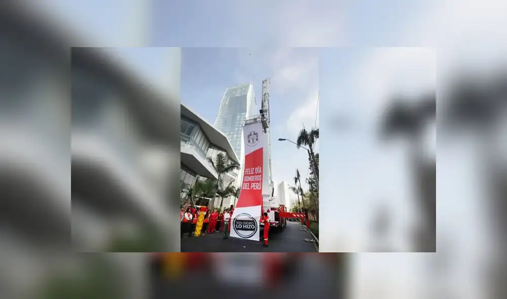 Camión ha sido bautizado con el nombre ‘Bronto 100’. Bronto por la gama de máquinas y 100 en honor a la Compañía de Bomberos 100 de San Isidro. (Foto: Municipalidad de San Isidro)