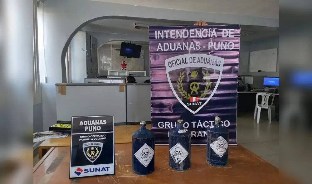 Incautan 110 litros de mercurio que eran trasladados a la minería ilegal Incautan 110 litros de mercurio que eran trasladados a la minería ilegal