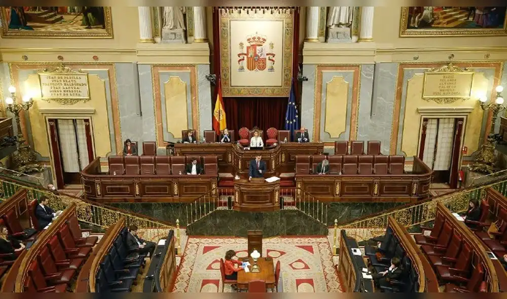 Congreso de Diputados aprobó este miércoles 22 de abril la tercera prórroga del estado de alarma hasta el 9 de mayo. Foto: Consalud.