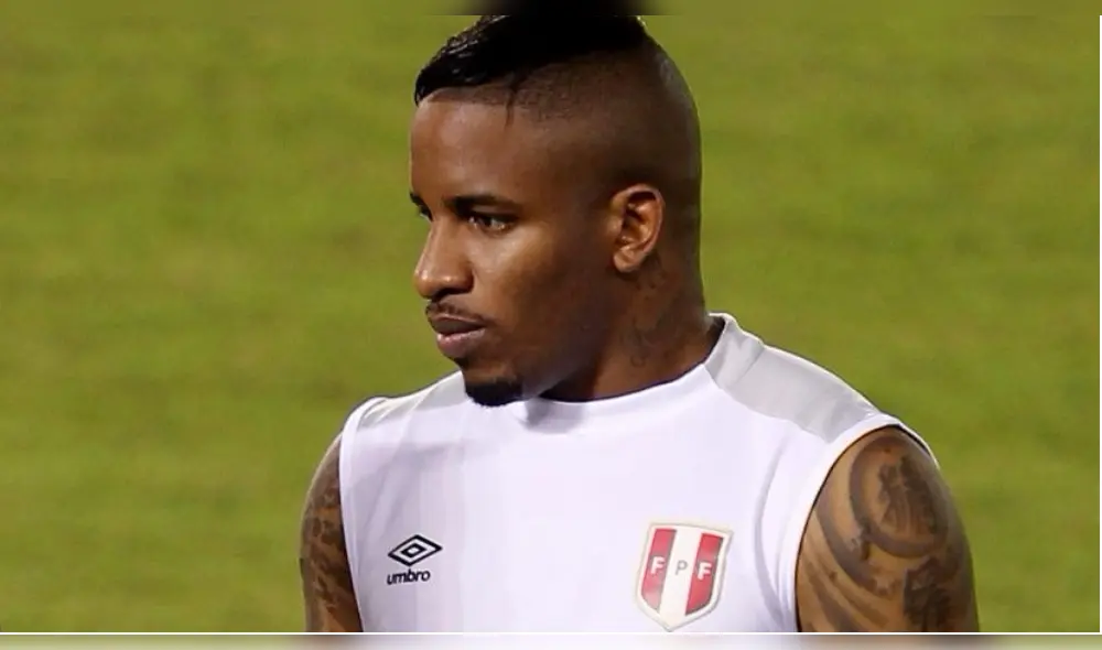 Jefferson Farfán interpone demanda ante la FIFA