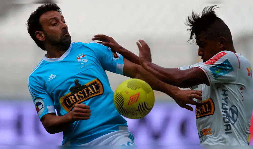 Fue campeón con Sporting Cristal y ahora jugará en Segunda para evitar ser rival del club de sus amores