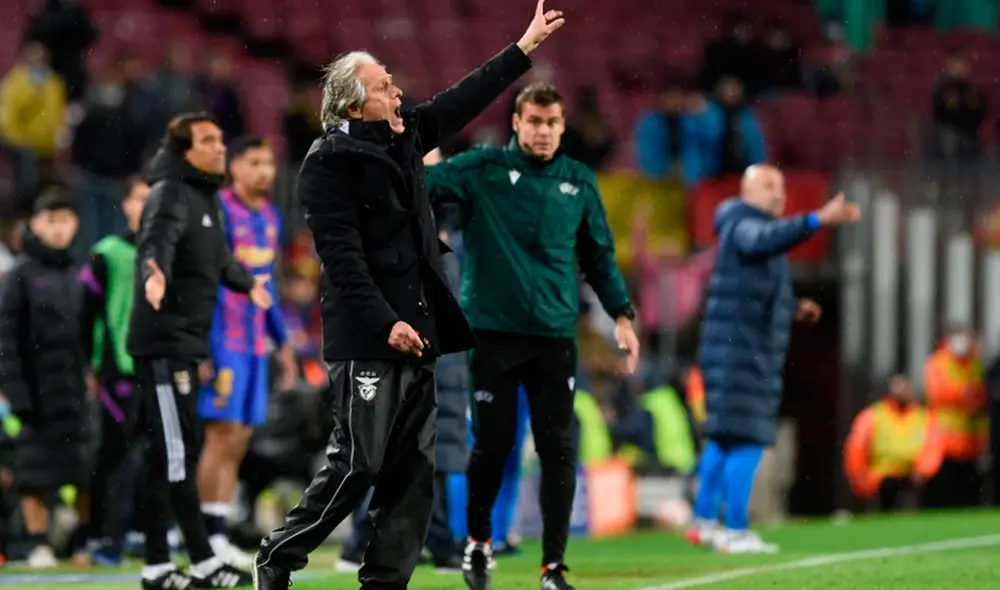Jorge Jesús valoró el empate de visita ante el FC Barcelona por Champions League 2021-22. Foto: AFP