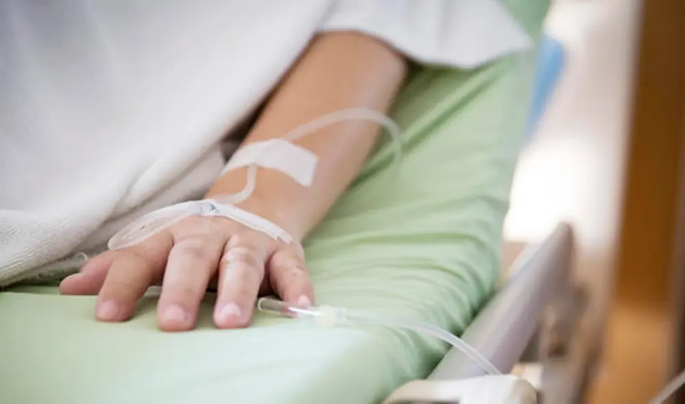 Cuando los médicos le detectaron el tumor, Lucy Ogilvie decidió luchar contra el cáncer e inició una campaña para recaudar dinero para el tratamiento. Foto: AFP / Referencial