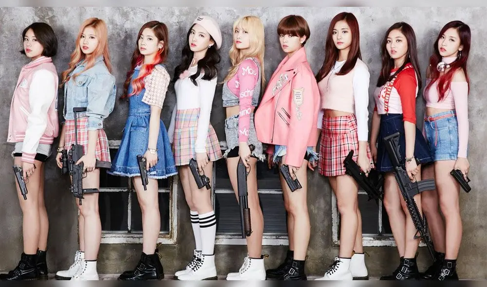 Desliza para ver más fotos de TWICE. Desliza para ver más fotos de TWICE.