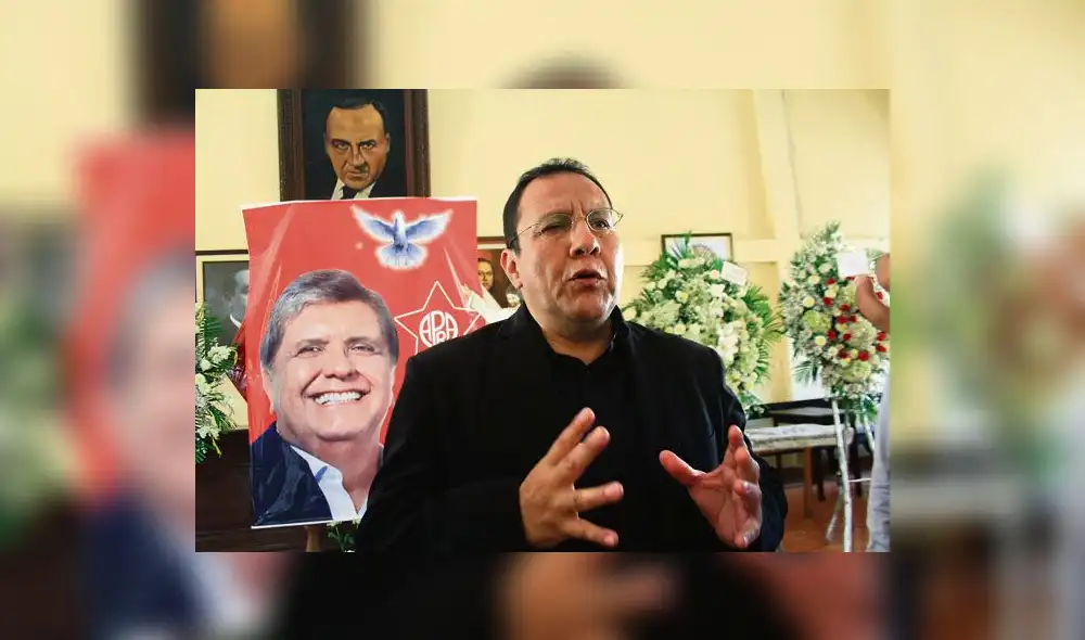 Partido Aprista deja solo a Alva Castro y pide se le suspendan sus derechos