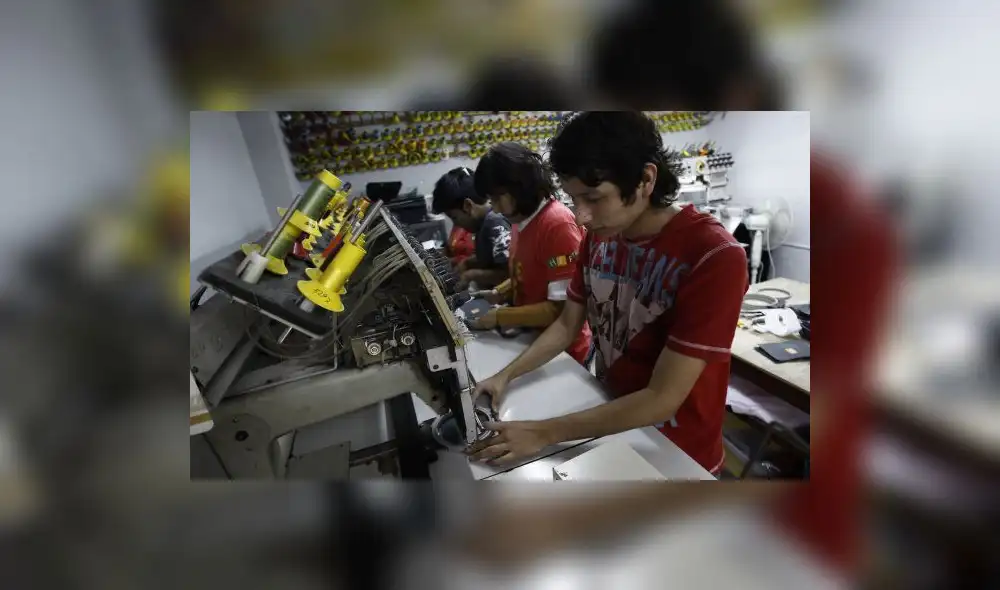 Flexibilidad laboral, combate a la corrupción y reducción de la informalidad, las recetas del FMI