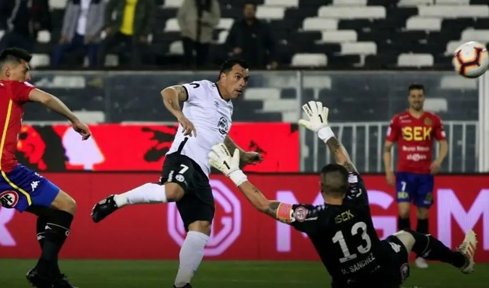 Colo Colo y Unión Española juegan en el Monumental de Santiago. Foto: CDF Colo Colo y Unión Española juegan en el Monumental de Santiago. Foto: CDF