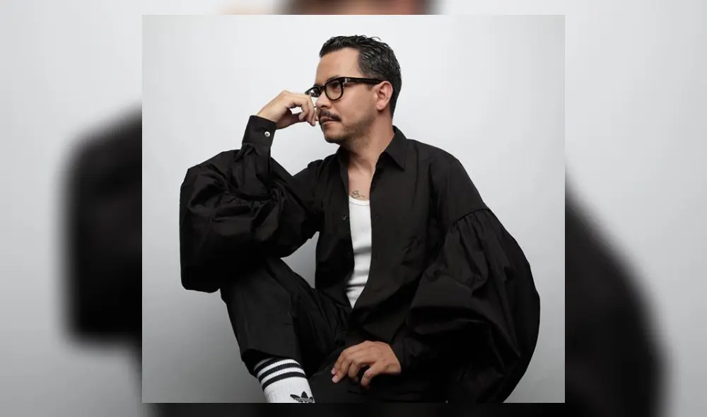 El director Manolo Caro vuelve a dirigir una serie en Netflix luego del éxito de 'La Casa de las Flores'. Foto: Instagram / Manolo Caro.