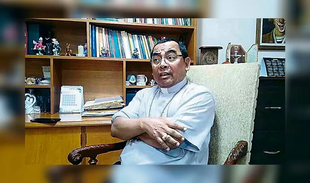 Obispo Marco Cortez. Obispo Marco Cortez.