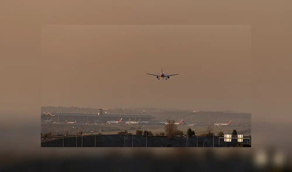 El Aeropuerto de Madrid-Barajas Adolfo Suárez ha recibido decenas de personas provenientes de Italia en los últimos días. Foto: EFE El Aeropuerto de Madrid-Barajas Adolfo Suárez ha recibido decenas de personas provenientes de Italia en los últimos días. Foto: EFE