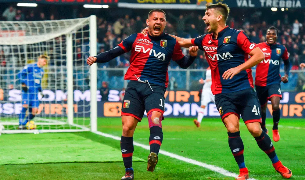 Silvio Valencia volvió a pedir a Gianluca Lapadula en la selección peruana. | Foto: AP Silvio Valencia volvió a pedir a Gianluca Lapadula en la selección peruana. | Foto: AP