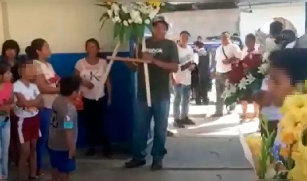 Sus restos llegaron hasta la I.E. Bernabé Foto: captura/VIA Televisión Sus restos llegaron hasta la I.E. Bernabé Foto: captura/VIA Televisión