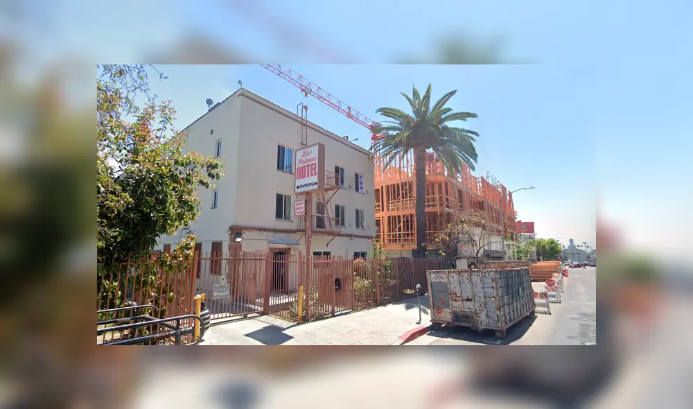 Desliza las imágenes de Google Maps que muestran la casa que sirvió para grabar la película ‘Mujer Bonita’. Desliza las imágenes de Google Maps que muestran la casa que sirvió para grabar la película ‘Mujer Bonita’.