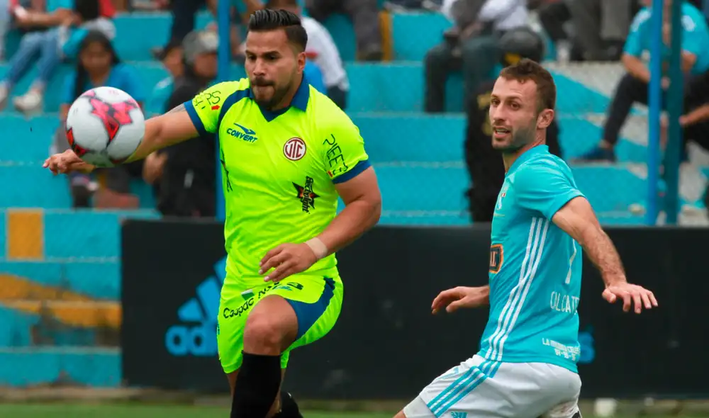 Manuel Barreto afirmó que el plantel de Sporting Cristal está golpeado por la muerte de Juan Pablo Vergara. | Foto: GLR