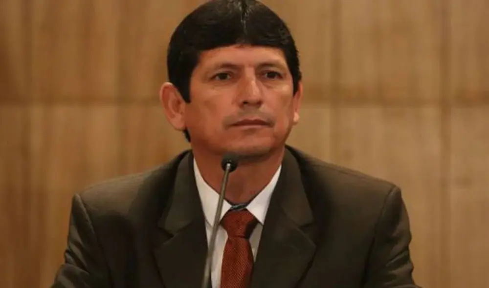 Agustín Lozano recibió multa económica por la Comisión de Ética de la Conmebol. Agustín Lozano recibió multa económica por la Comisión de Ética de la Conmebol.