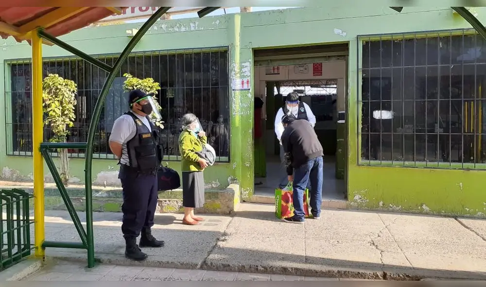 Aperturan terminal terrestre en Castilla. (Foto. República) Aperturan terminal terrestre en Castilla. (Foto. República)