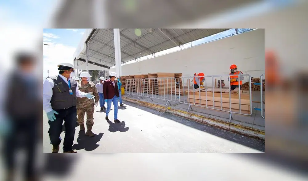 En Cerro Juli construyen ambientes para aislar a pacientes sospechosos con COVID-19. En Cerro Juli construyen ambientes para aislar a pacientes sospechosos con COVID-19.