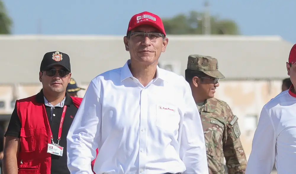 Martín Vizcarra en inspección de la obra de mejoramiento de colegio en Piura. Foto: Presidencia. Martín Vizcarra en inspección de la obra de mejoramiento de colegio en Piura. Foto: Presidencia.