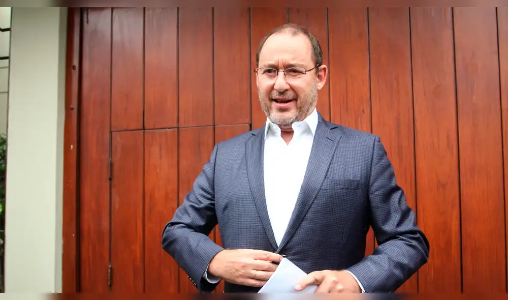 Ordenan abrir investigación a José Chlimper por adulteración de audios Ordenan abrir investigación a José Chlimper por adulteración de audios