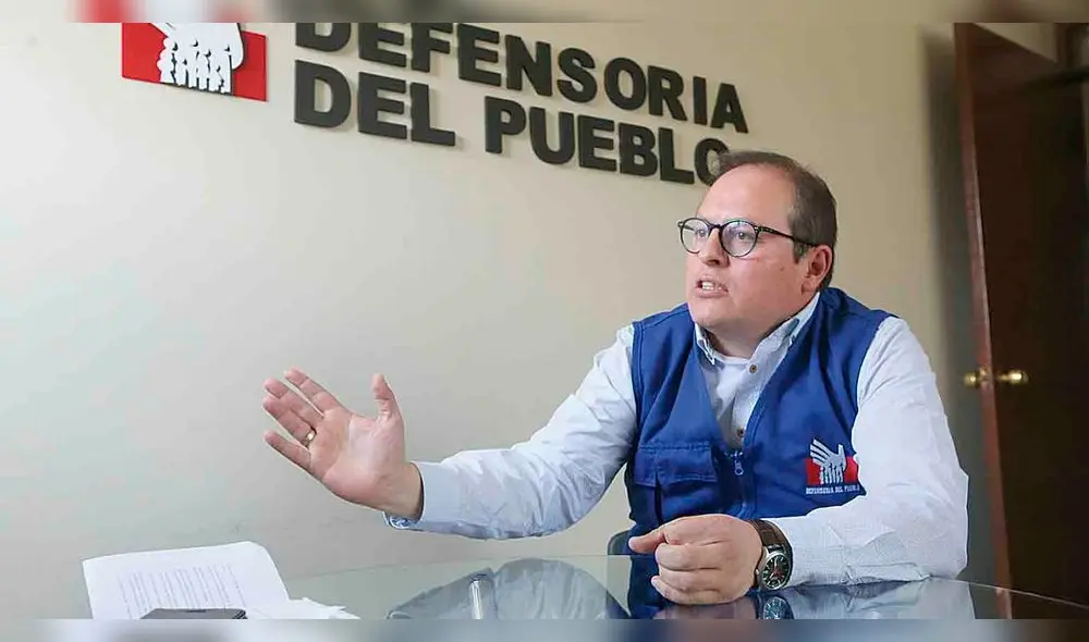 crítico. Representante de Defensoría Ángel María Manrique, cuestiona que gobierno no trate de manera igualitaria a Arequipa.