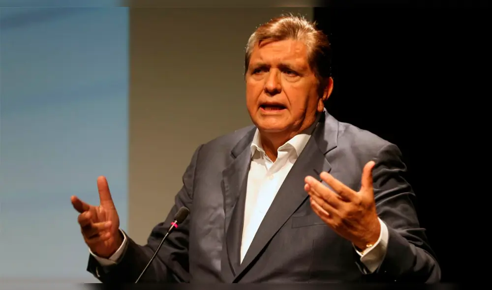 Alan García envía saludo por Año Nuevo y usuarios vuelven a ‘trolearlo’