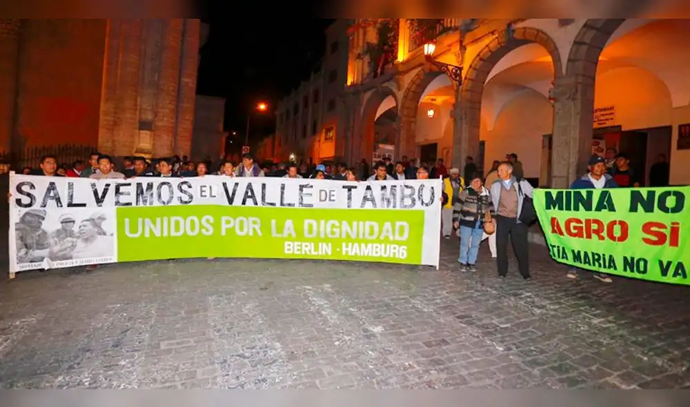 Cámara de Comercio de Arequipa advierte que paro contra Tía María afectará la economía. Cámara de Comercio de Arequipa advierte que paro contra Tía María afectará la economía.