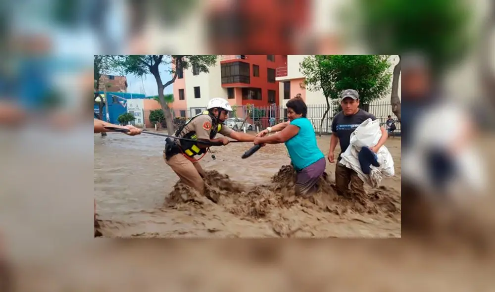 Trujillo: Nuevo huaico cae en la ciudad tras activación de quebrada San Ildefonso Trujillo: Nuevo huaico cae en la ciudad tras activación de quebrada San Ildefonso