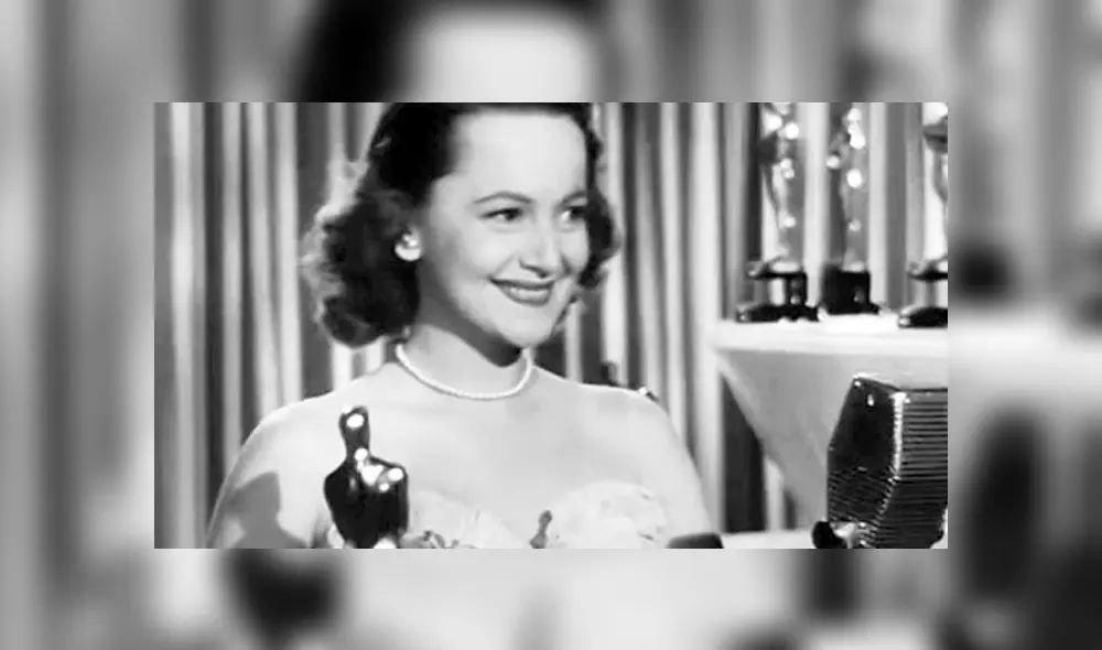 Ollivia recibiendo el Óscar, en 1946. (Foto: Revista Semana)