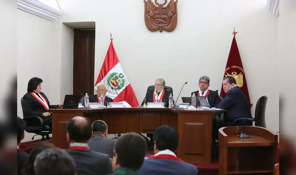 Blume: Proyecto de ley fujimorista constriñe al TC Blume: Proyecto de ley fujimorista constriñe al TC